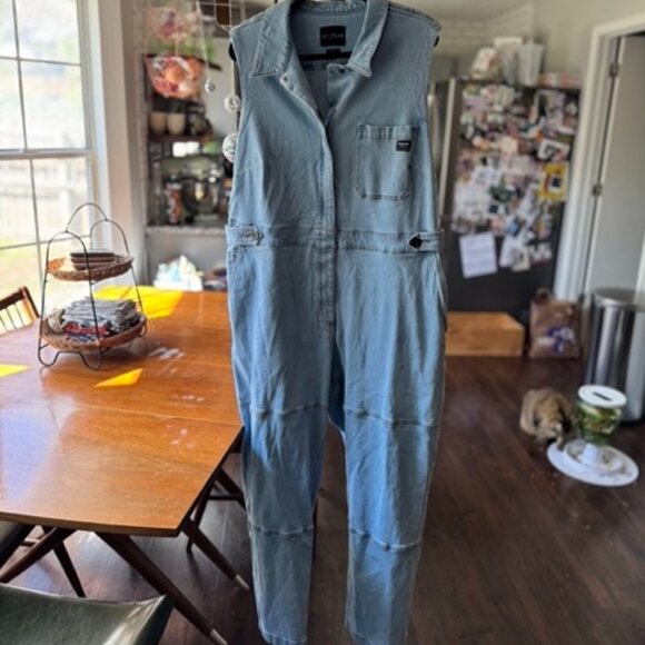 Wildfang Essential Denim Sleeveless High Waisted Coverall - Picture 4 of 7